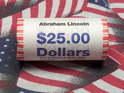 Roll of 25 - 2010 Abraham Lincoln Presidential Dollar Coins Condition PLEASE NOTE Some coins 