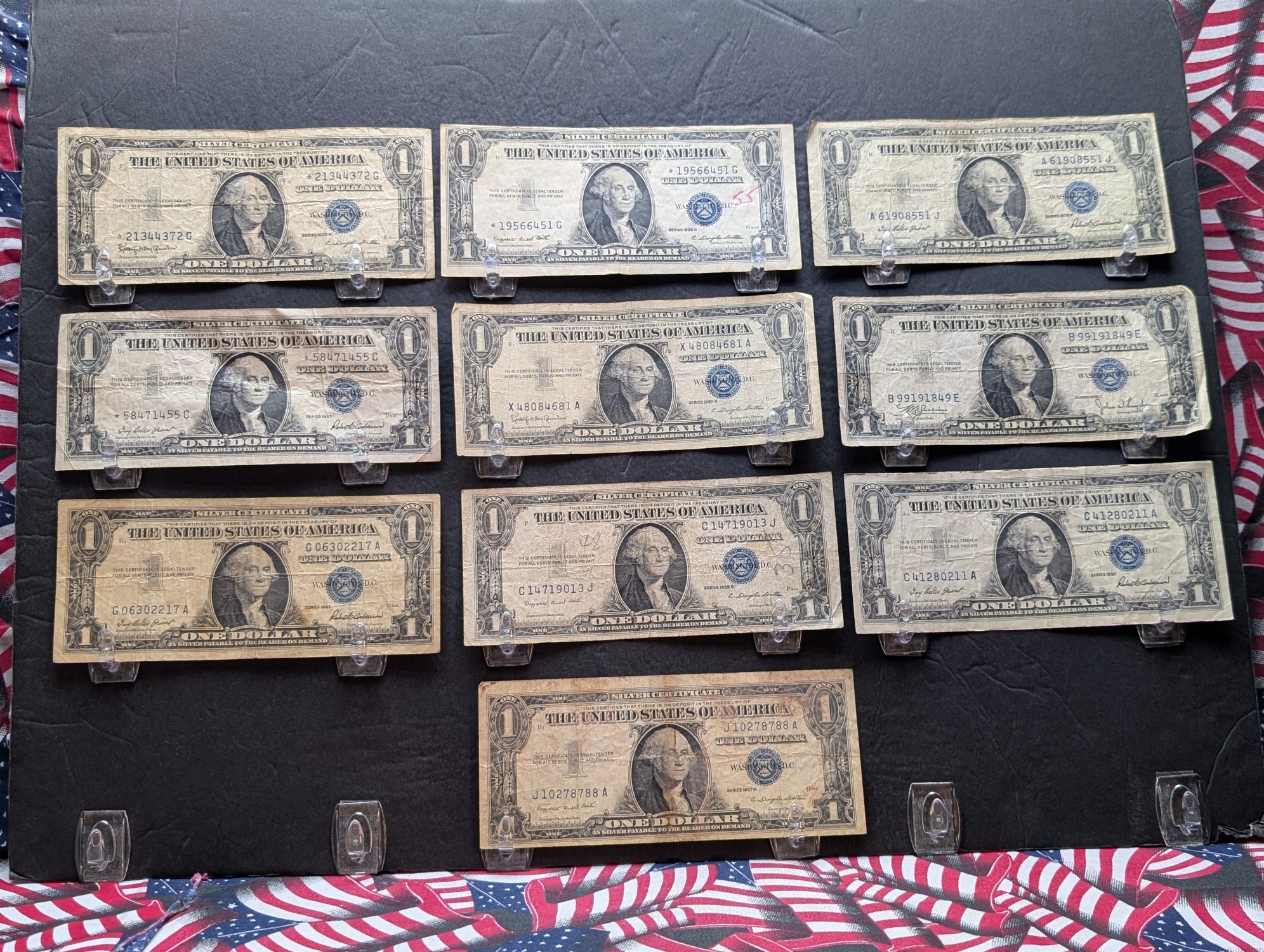 (10) 1935 & 1957 Series $1 Silver Certificates - Including (3) Star Notes