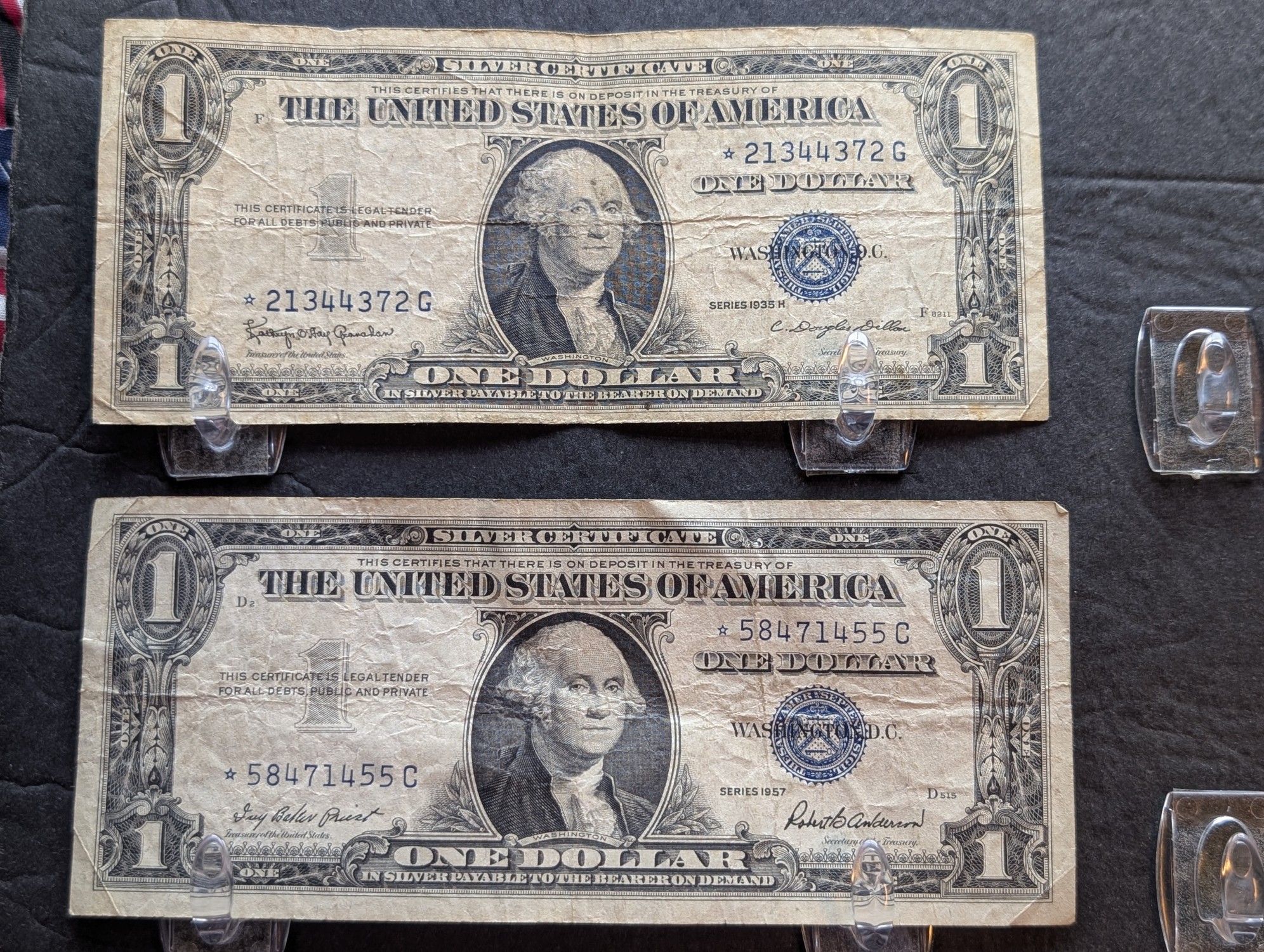 (10) 1935 & 1957 Series $1 Silver Certificates - Including (3) Star Notes