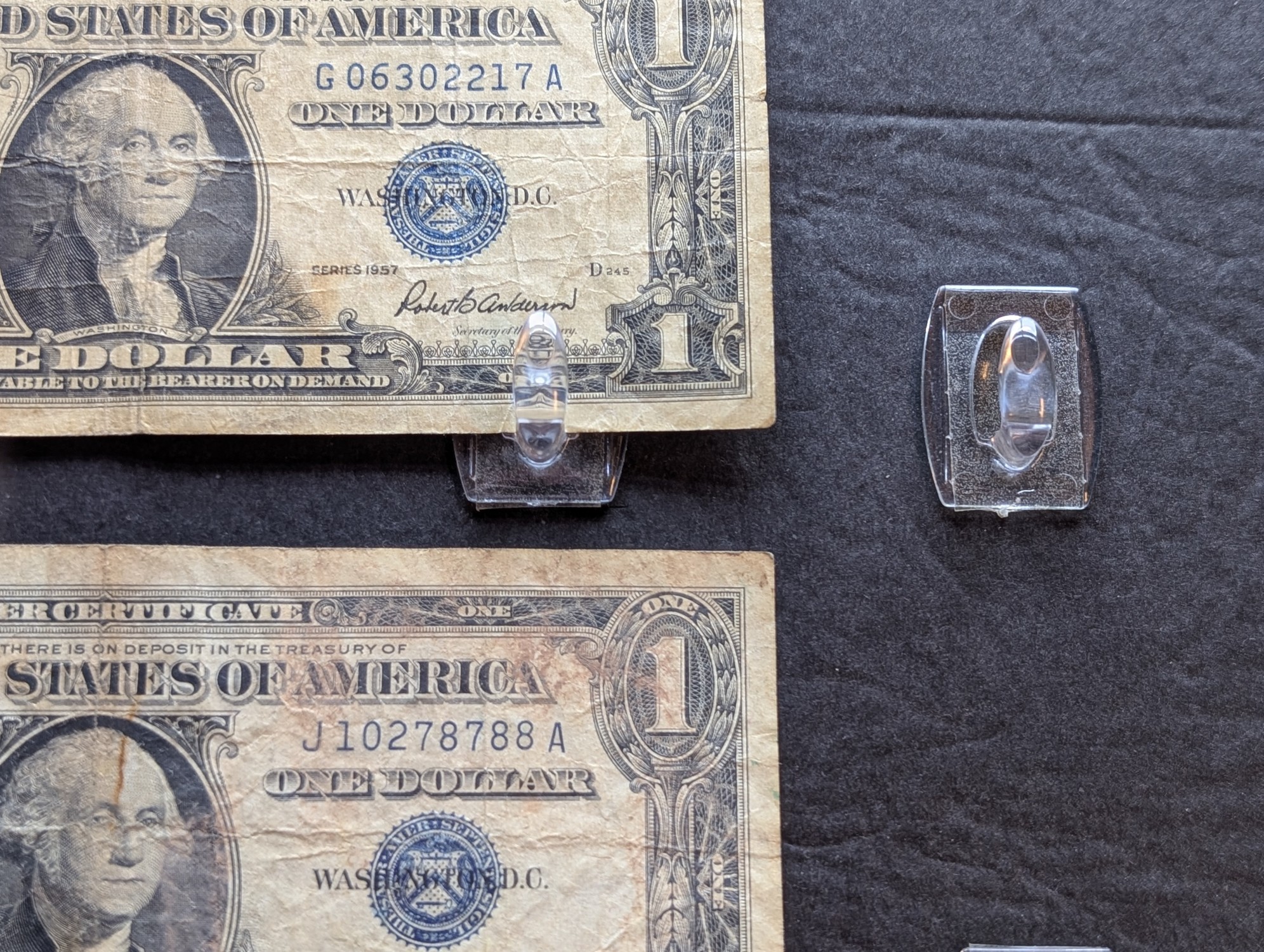 (10) 1935 & 1957 Series $1 Silver Certificates - Including (3) Star Notes