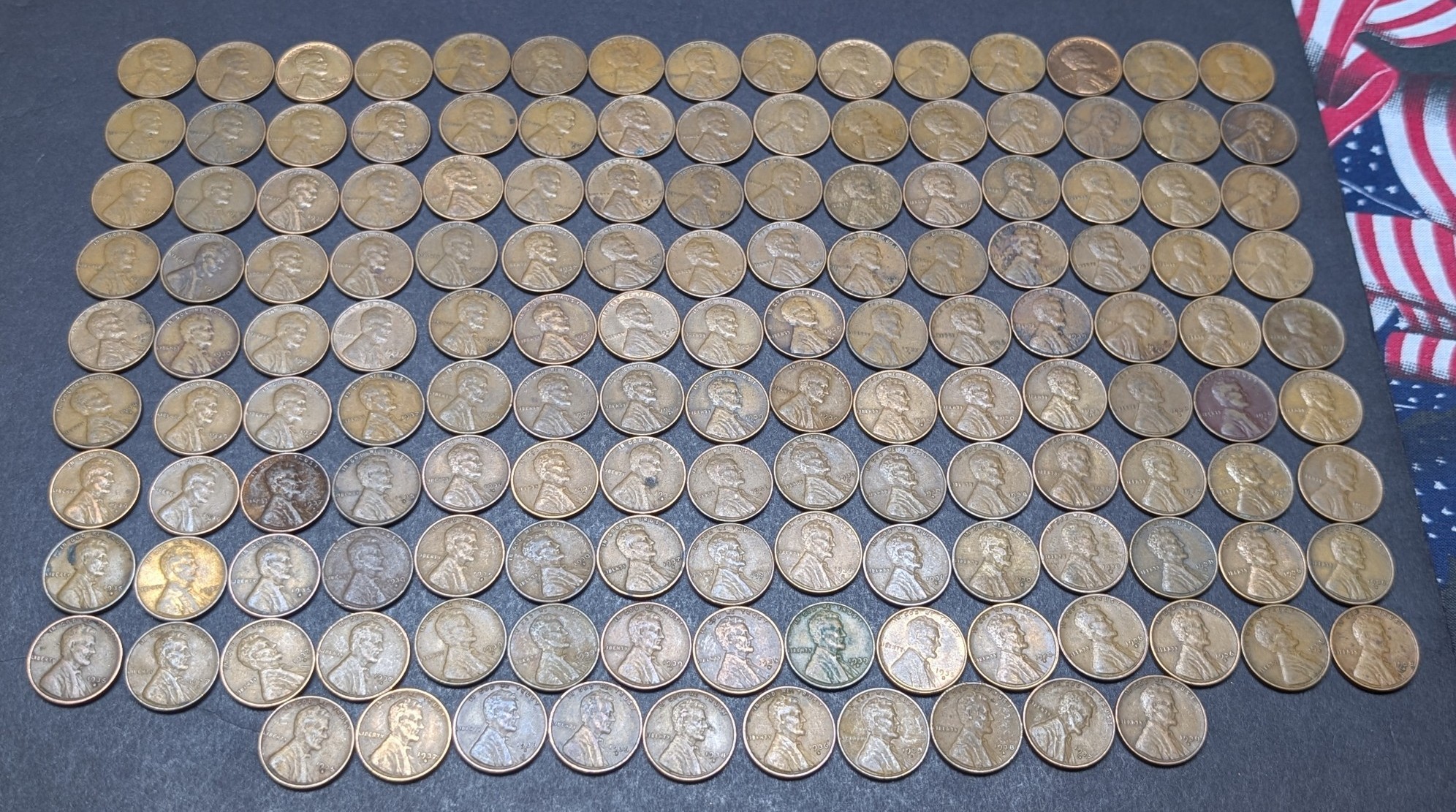 1 Pound of Various 1930's Lincoln Wheat Cents