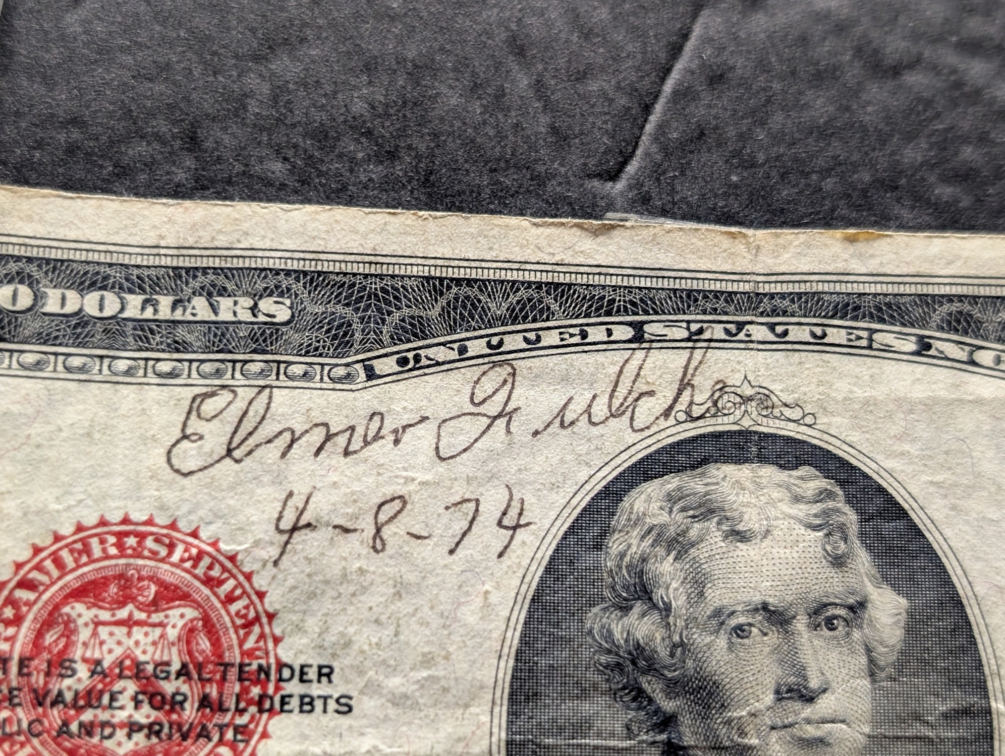 (2) 1928 G Series $2 RED SEAL Banknotes