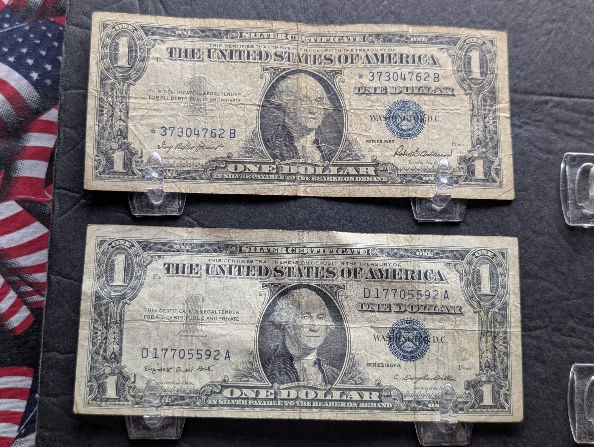 (10) 1935 & 1957 Series $1 Silver Certificates - Including Star Note