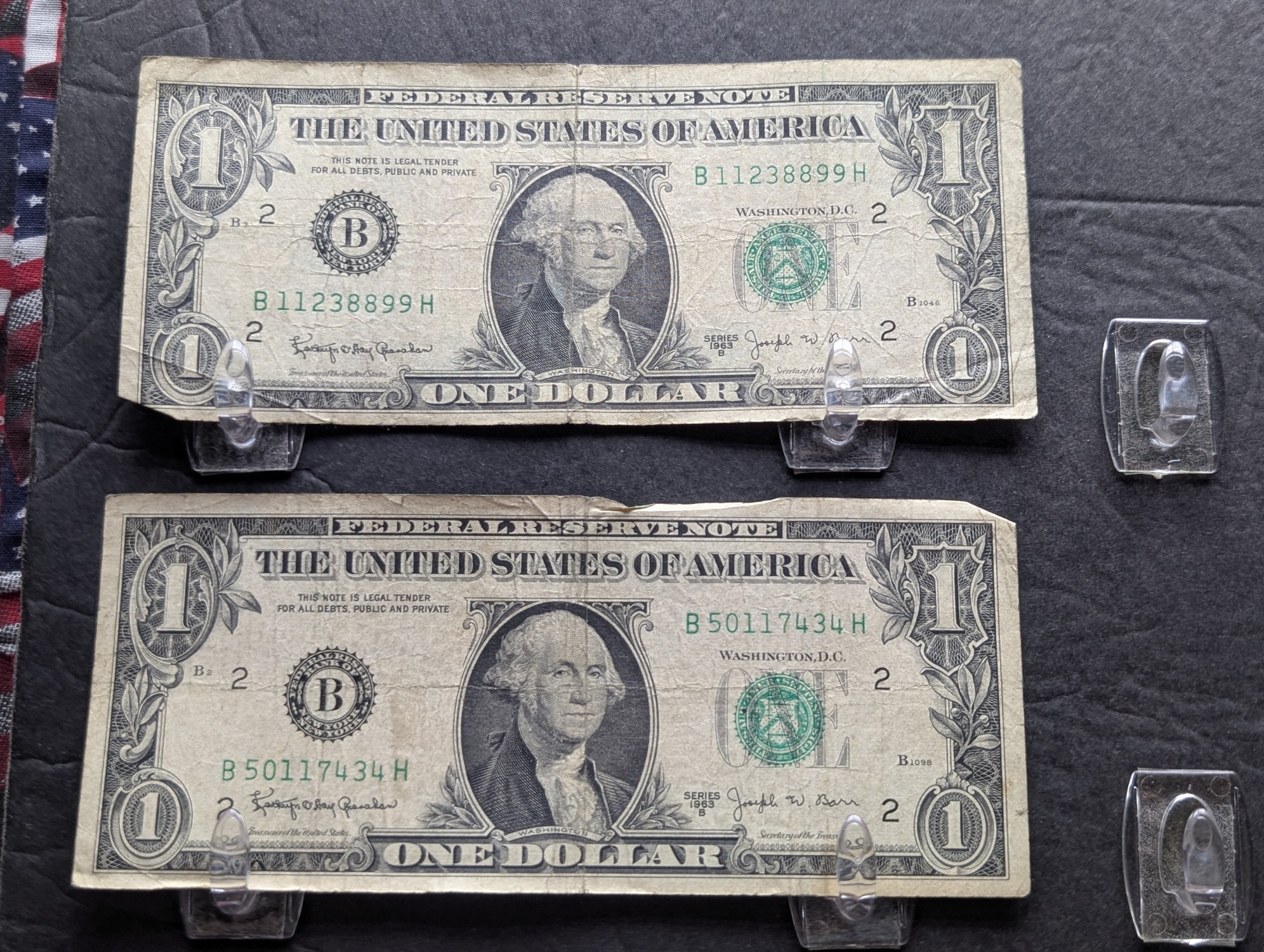 (10) 1963 B Series $1 Joseph W. Barr Notes - Including Star Note