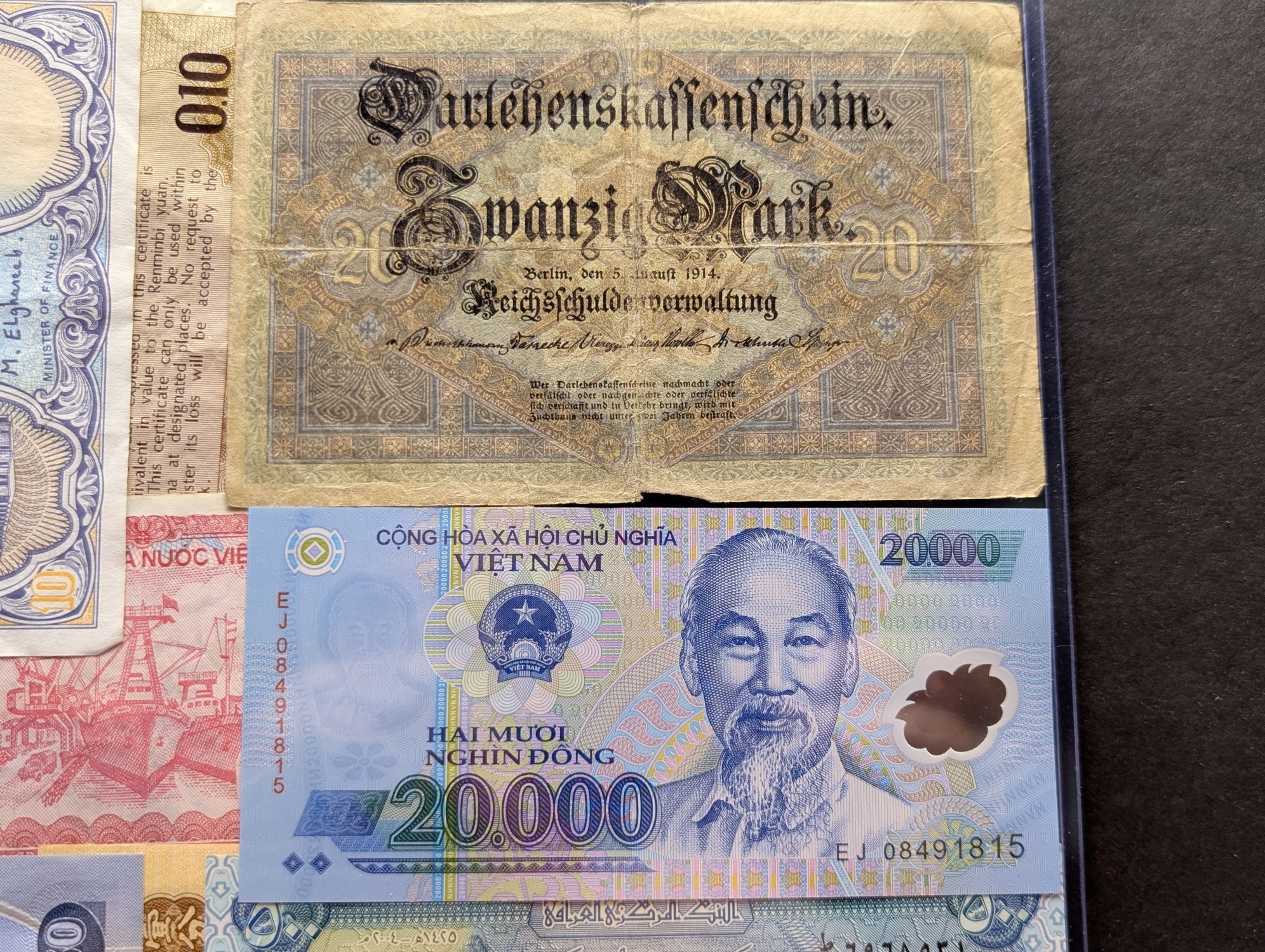 (9) Assorted World Currency Notes in Display