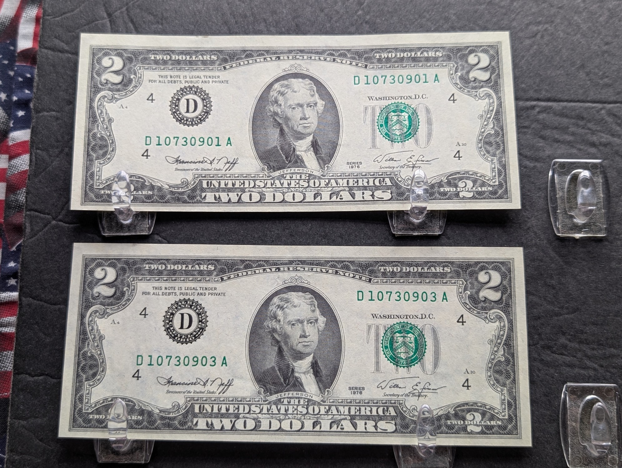 (10) 1976 Series $2 Notes - NICE PAPER
