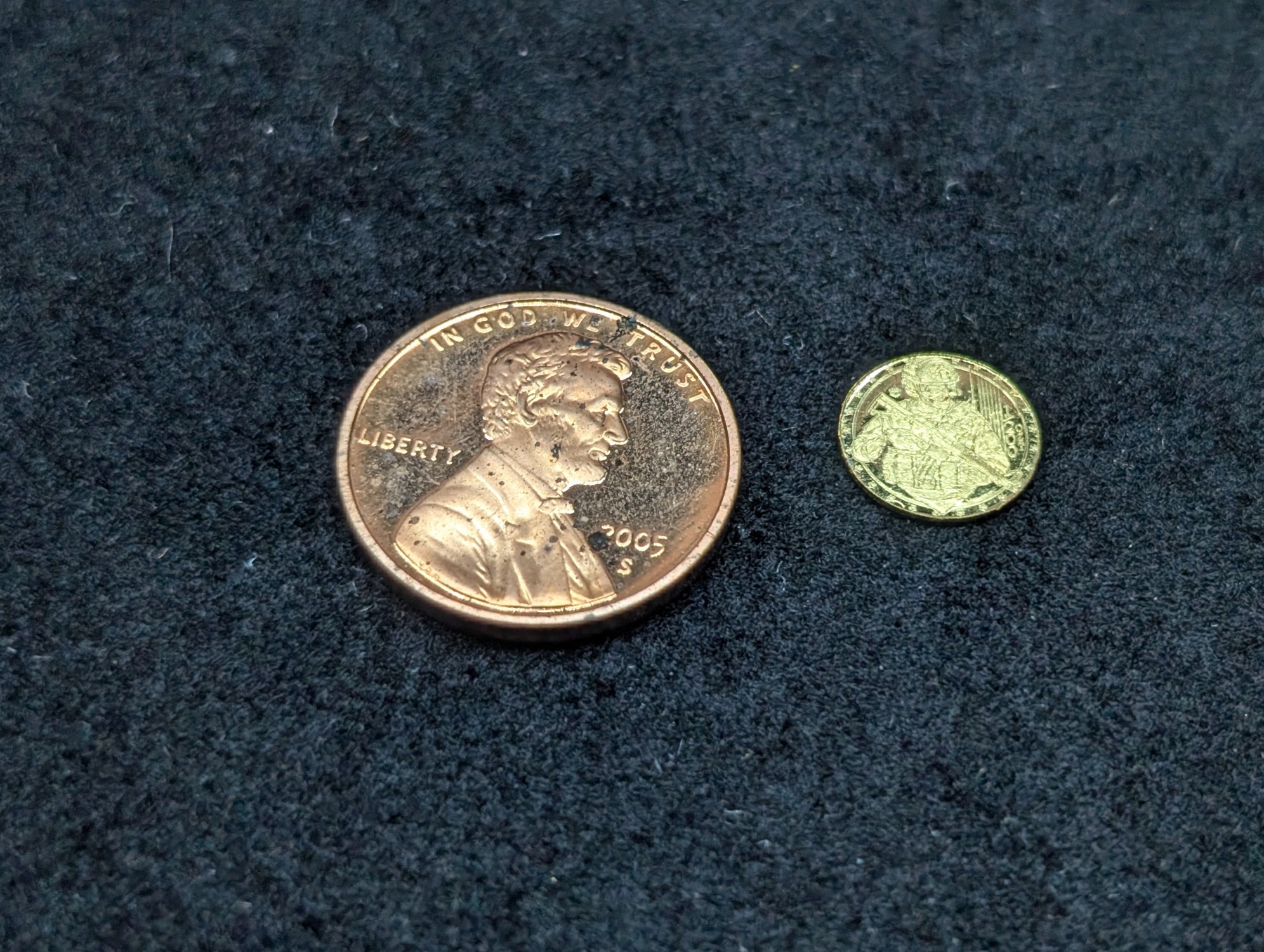 1/200th oz. .9999 FINE GOLD Skeleton Soldier Designed Miniature Round