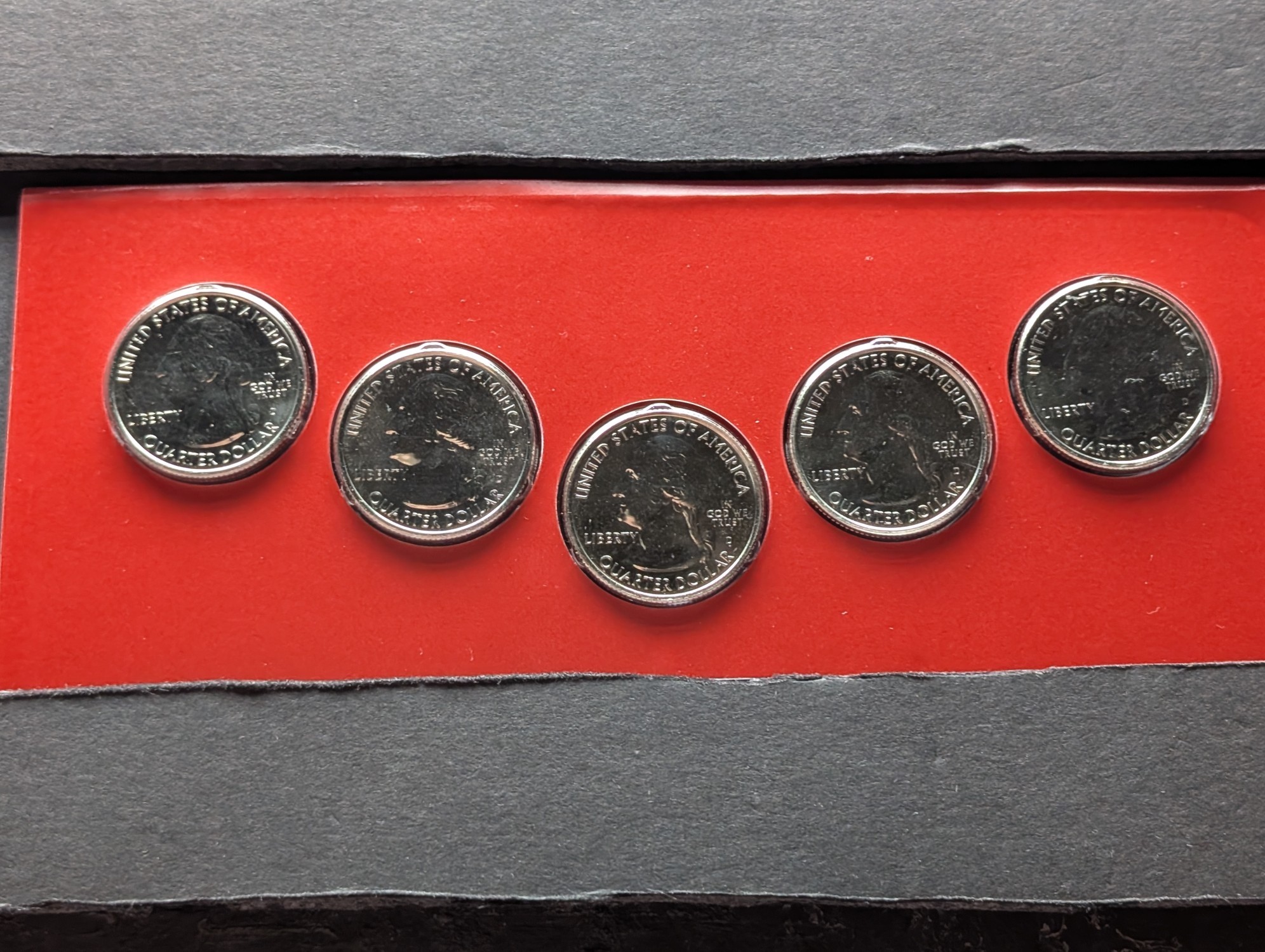 2019-D Only U.S. Mint America The Beautiful Uncirculated 5-Quarter Set in Display