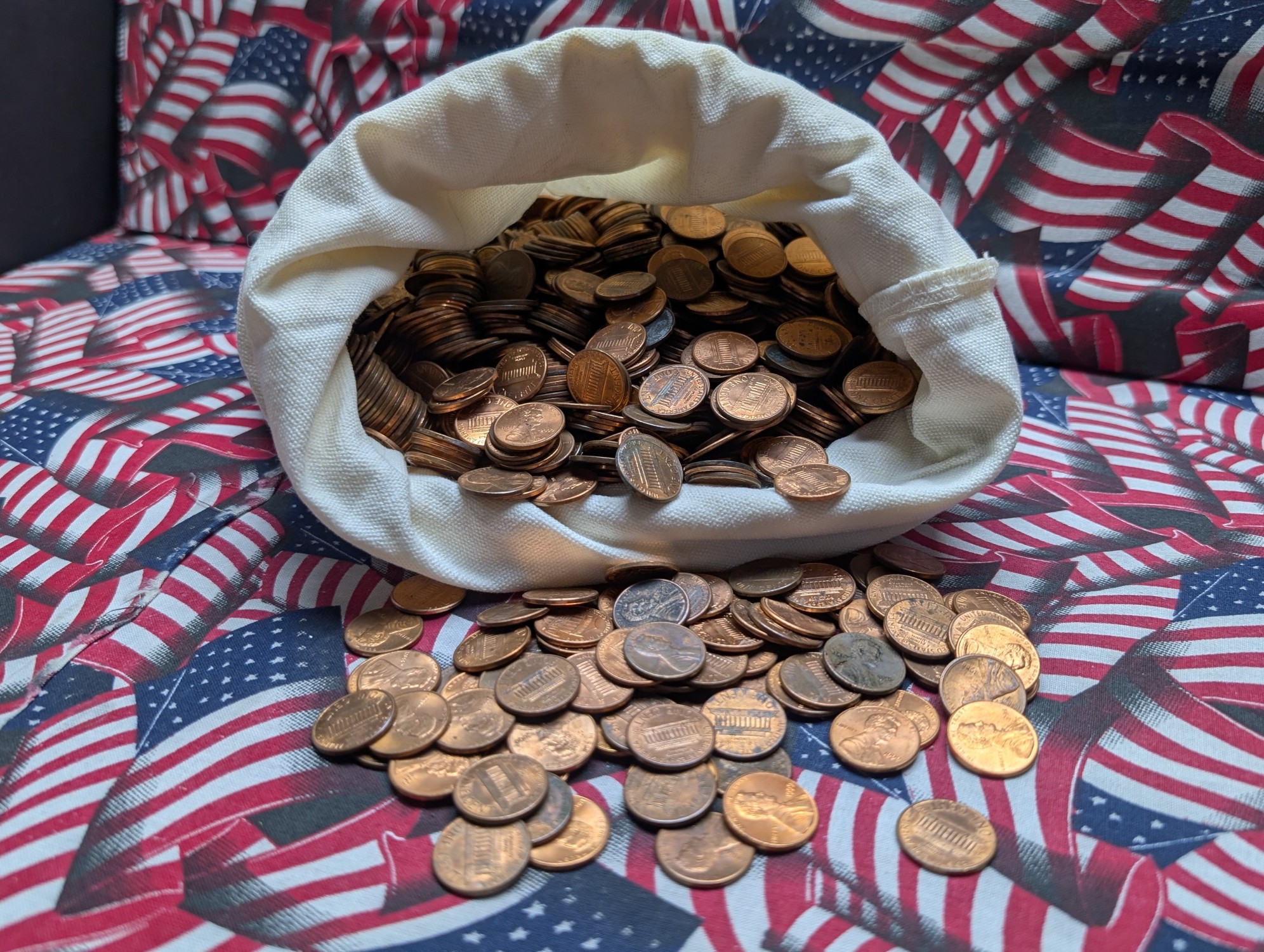 (2,000) Lincoln Memorial Cents In Lanyani Canvas Bag