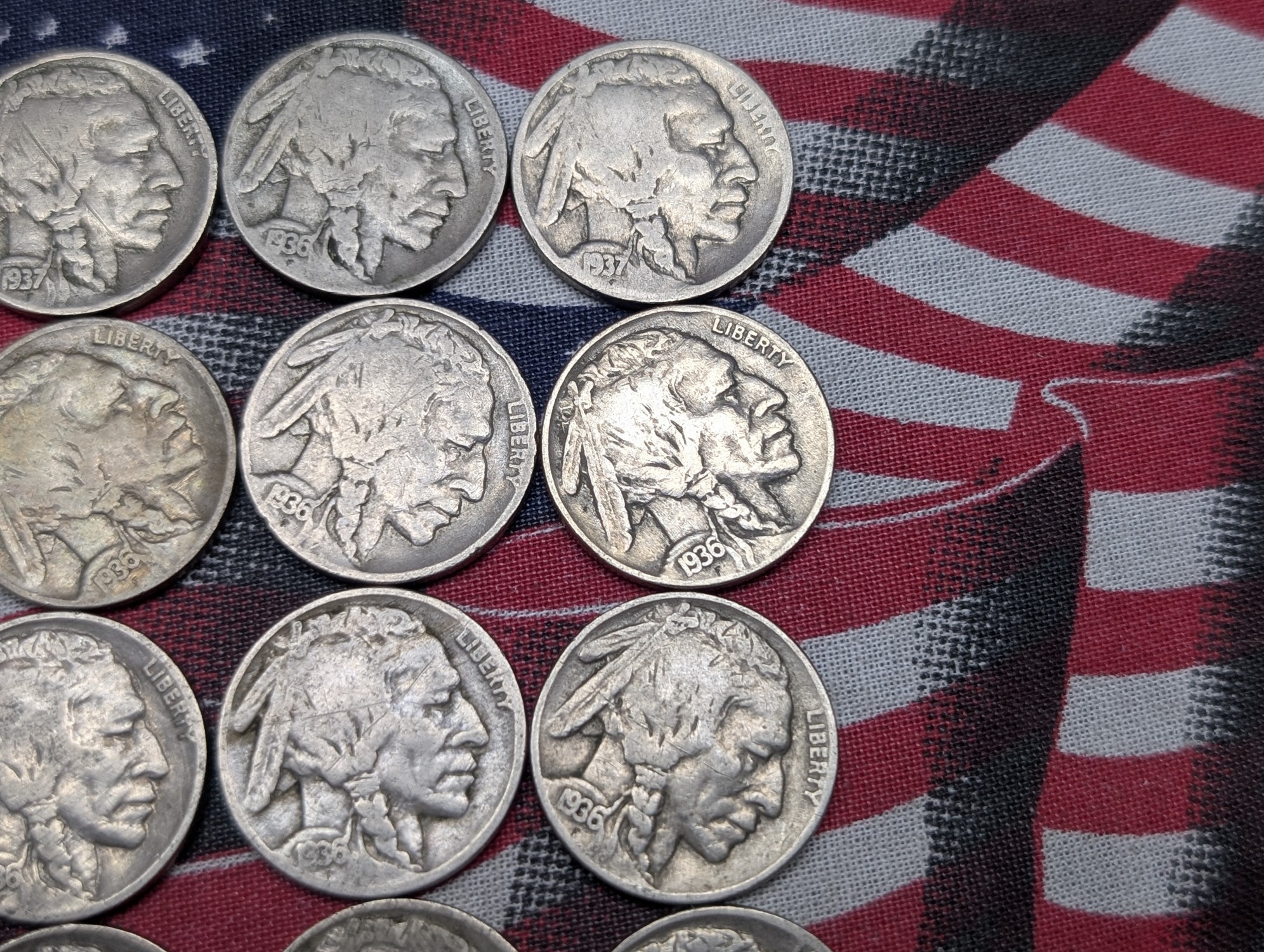 (26) 1936/1937 Indian Head Buffalo Nickels
