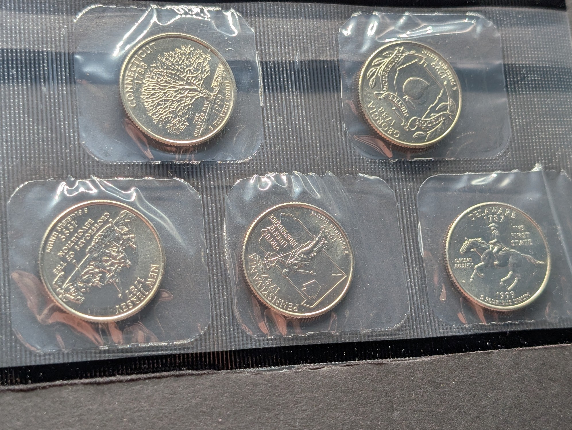 1999-D Only U.S. Mint Uncirculated Coin Set with State Quarters - In OGP w/ COA