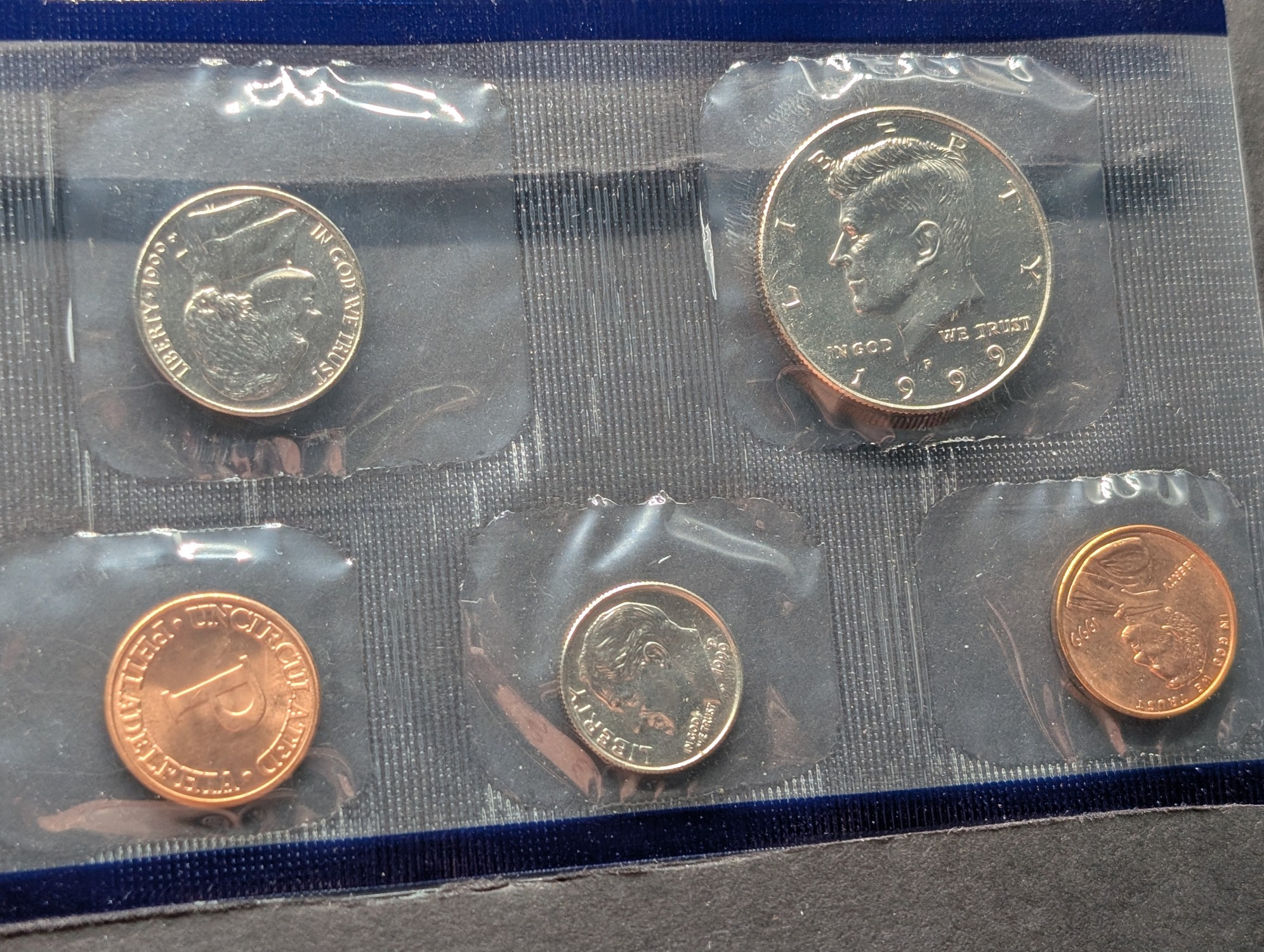 1999-P Only U.S. Mint Uncirculated Coin Set with State Quarters In OGP w/ COA