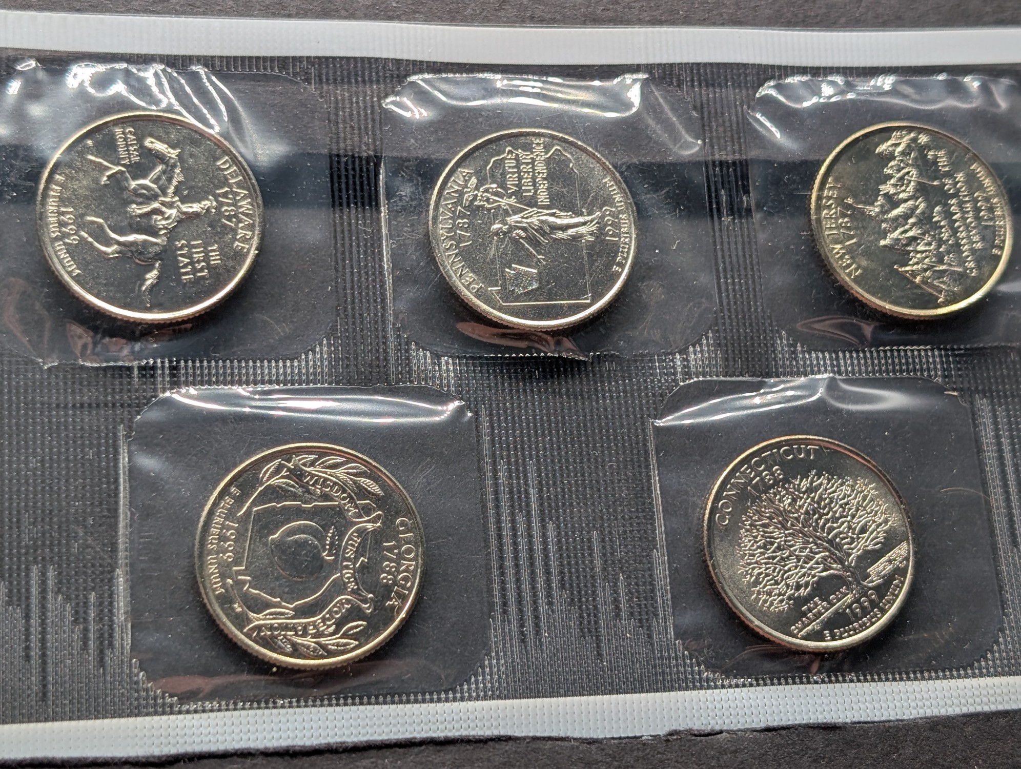 1999-P Only U.S. Mint Uncirculated Coin Set with State Quarters In OGP w/ COA