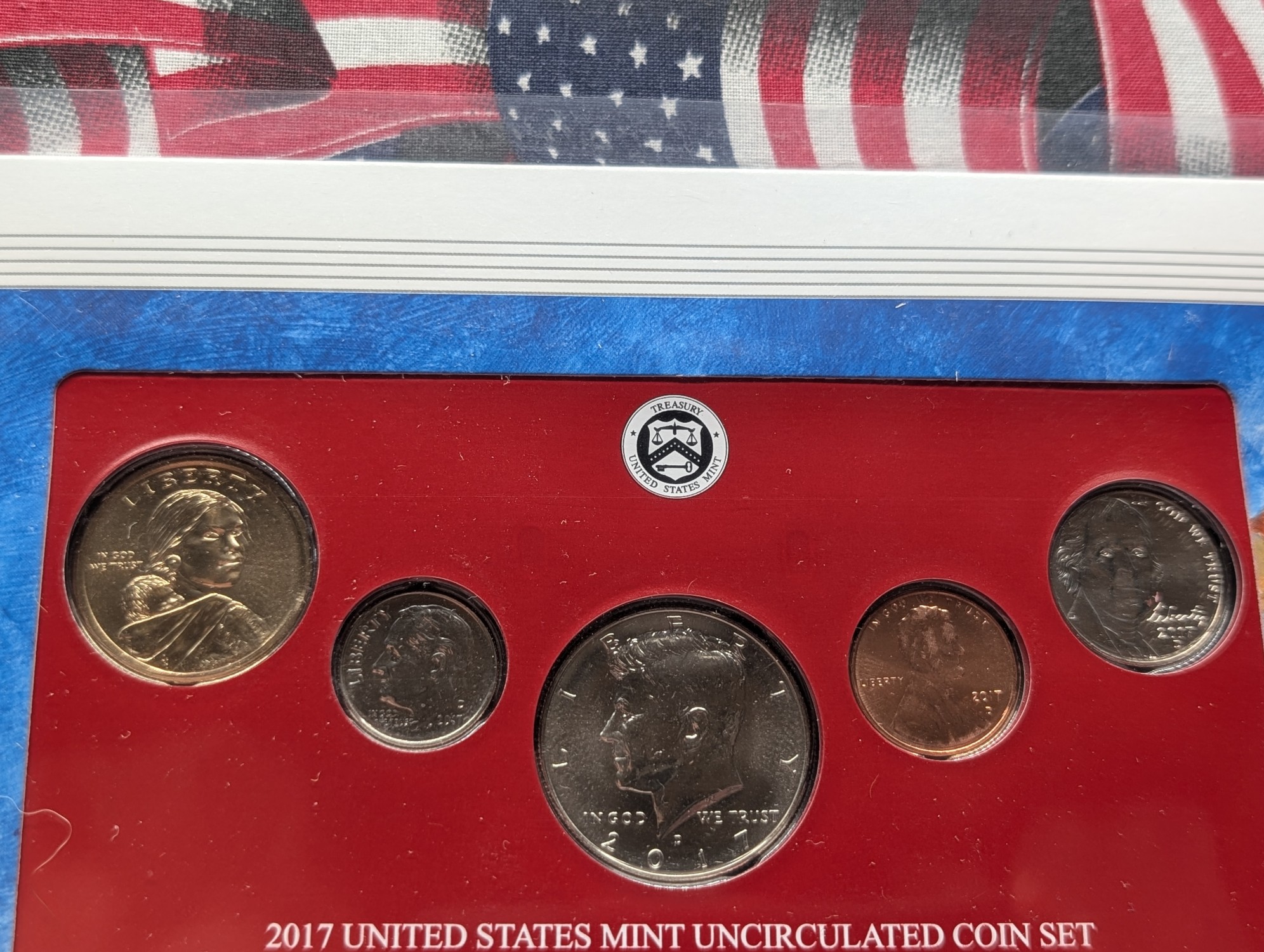 2017-D Only U.S. Uncirculated Mint Set With Stamps