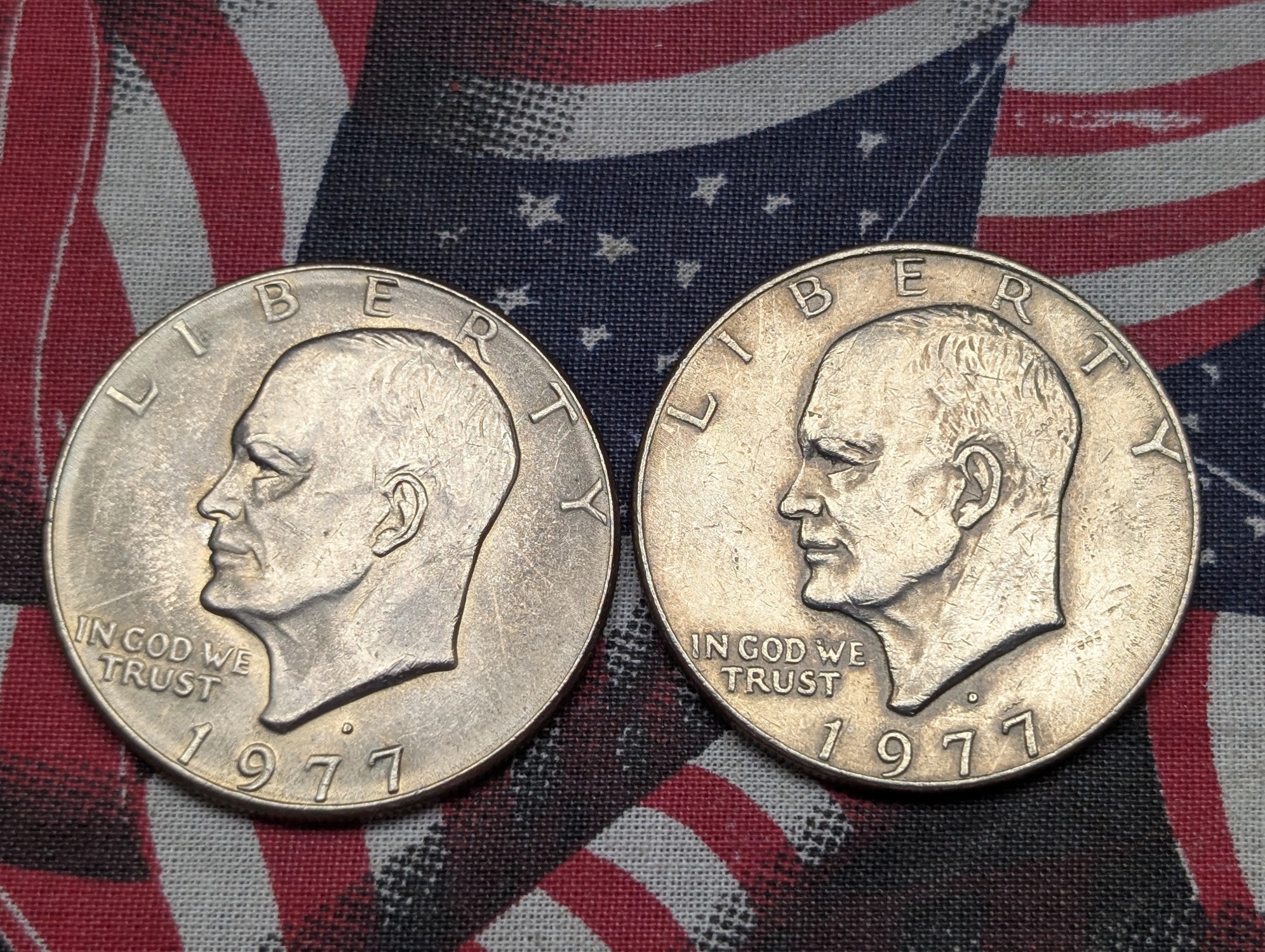 (5) 1977-D Eisenhower Dollars