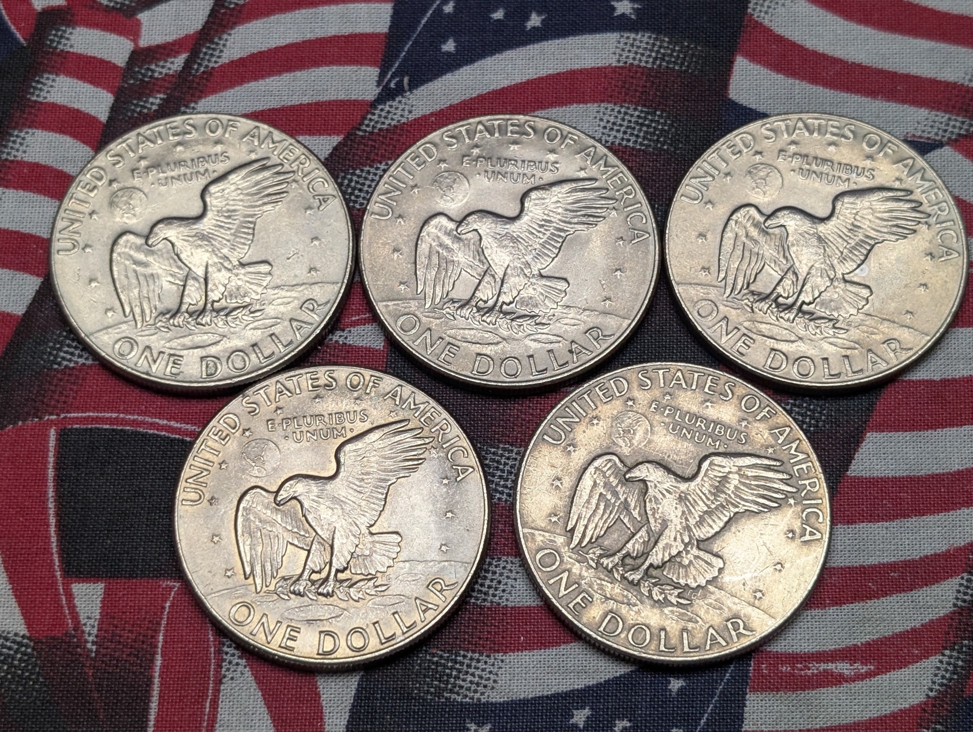 (5) 1977-D Eisenhower Dollars