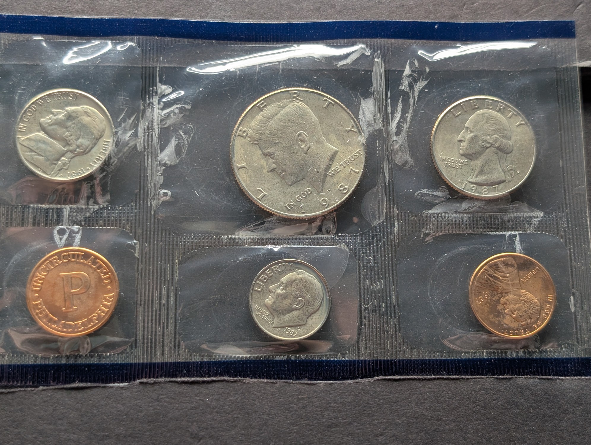 1987 P&D Uncirculated US Mint Set in OGP w/ COA