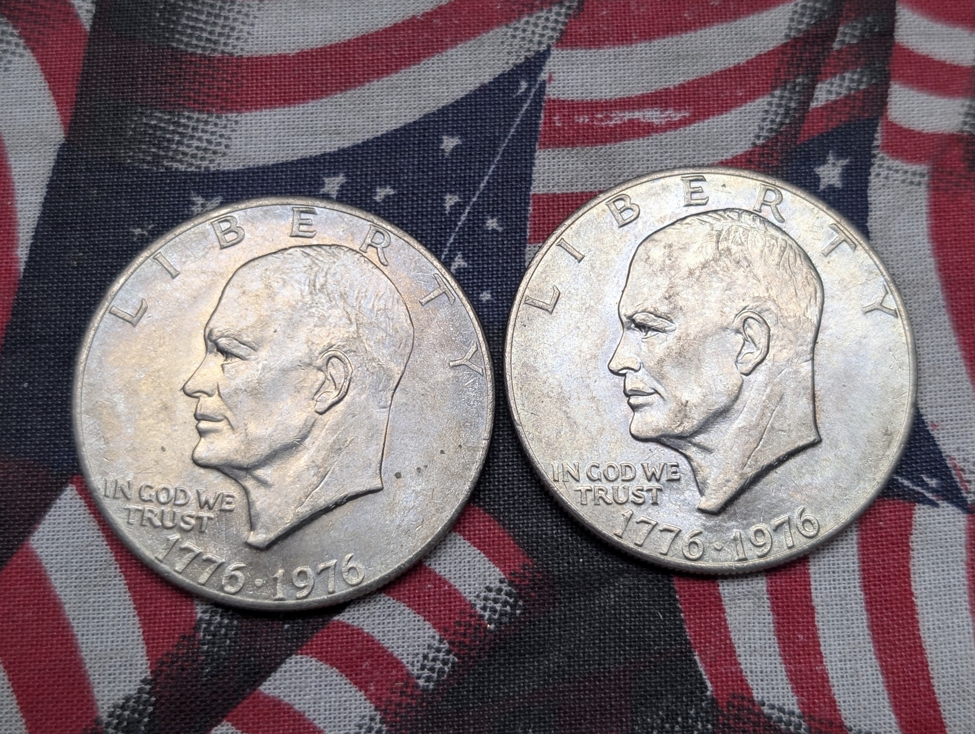 (5) 1976 Bicentennial Eisenhower Dollars