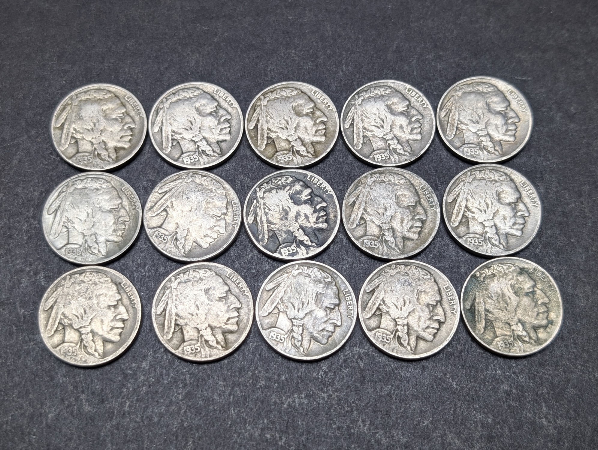 (15) 1935 Indian Head Buffalo Nickels - Mixed Mint Marks