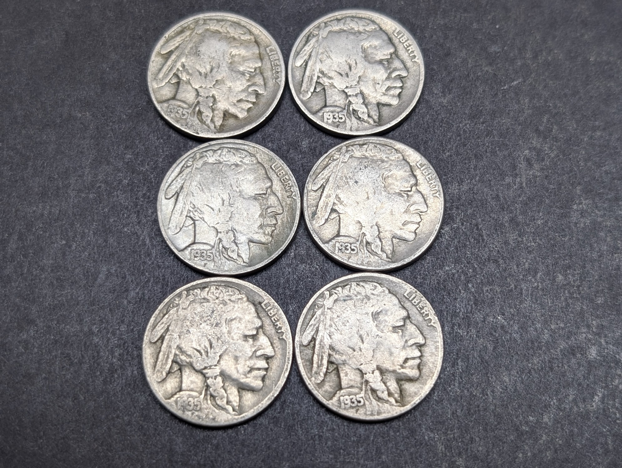 (15) 1935 Indian Head Buffalo Nickels - Mixed Mint Marks