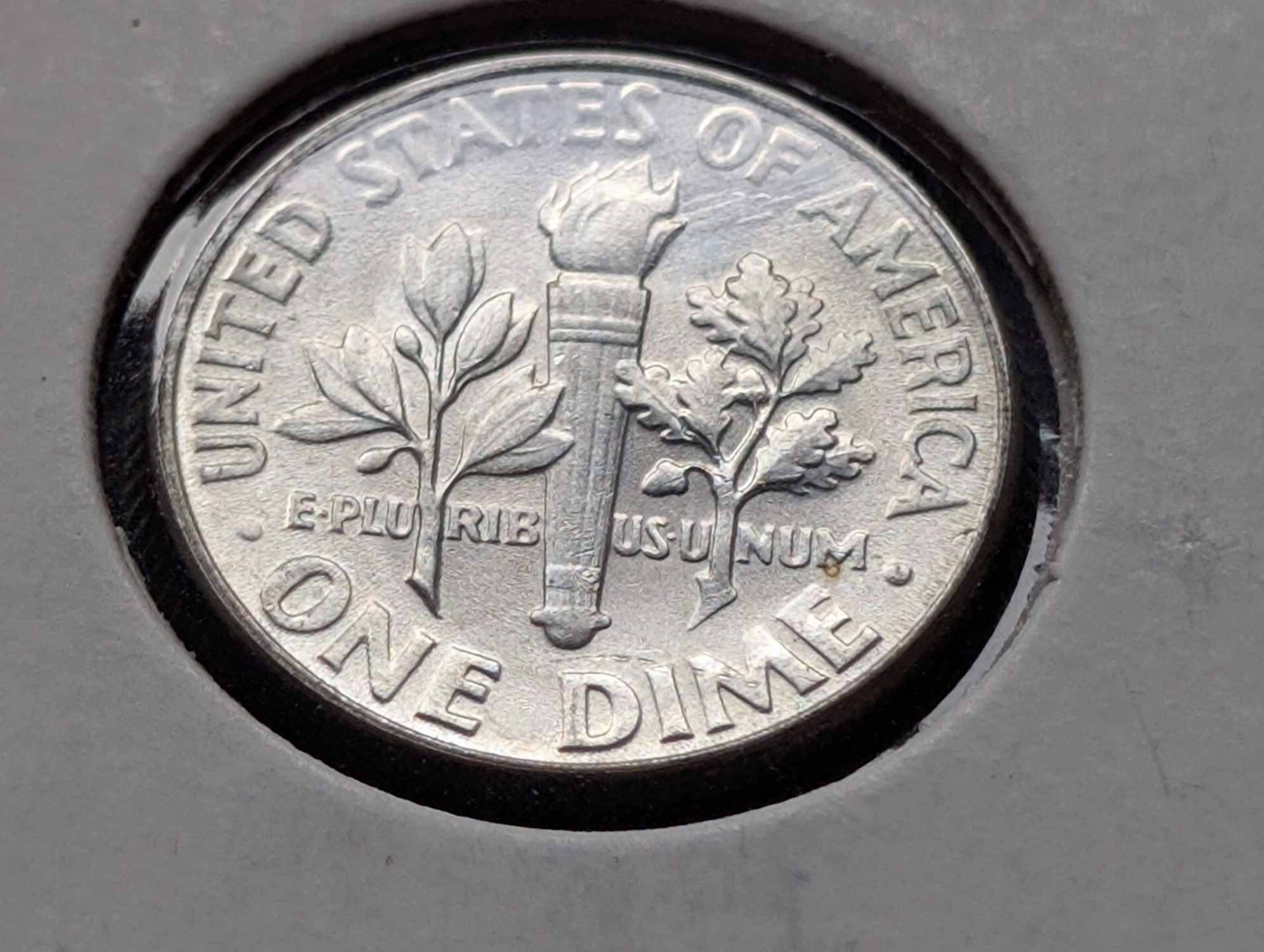 1947 Roosevelt 90% Silver Dime - Full Bands