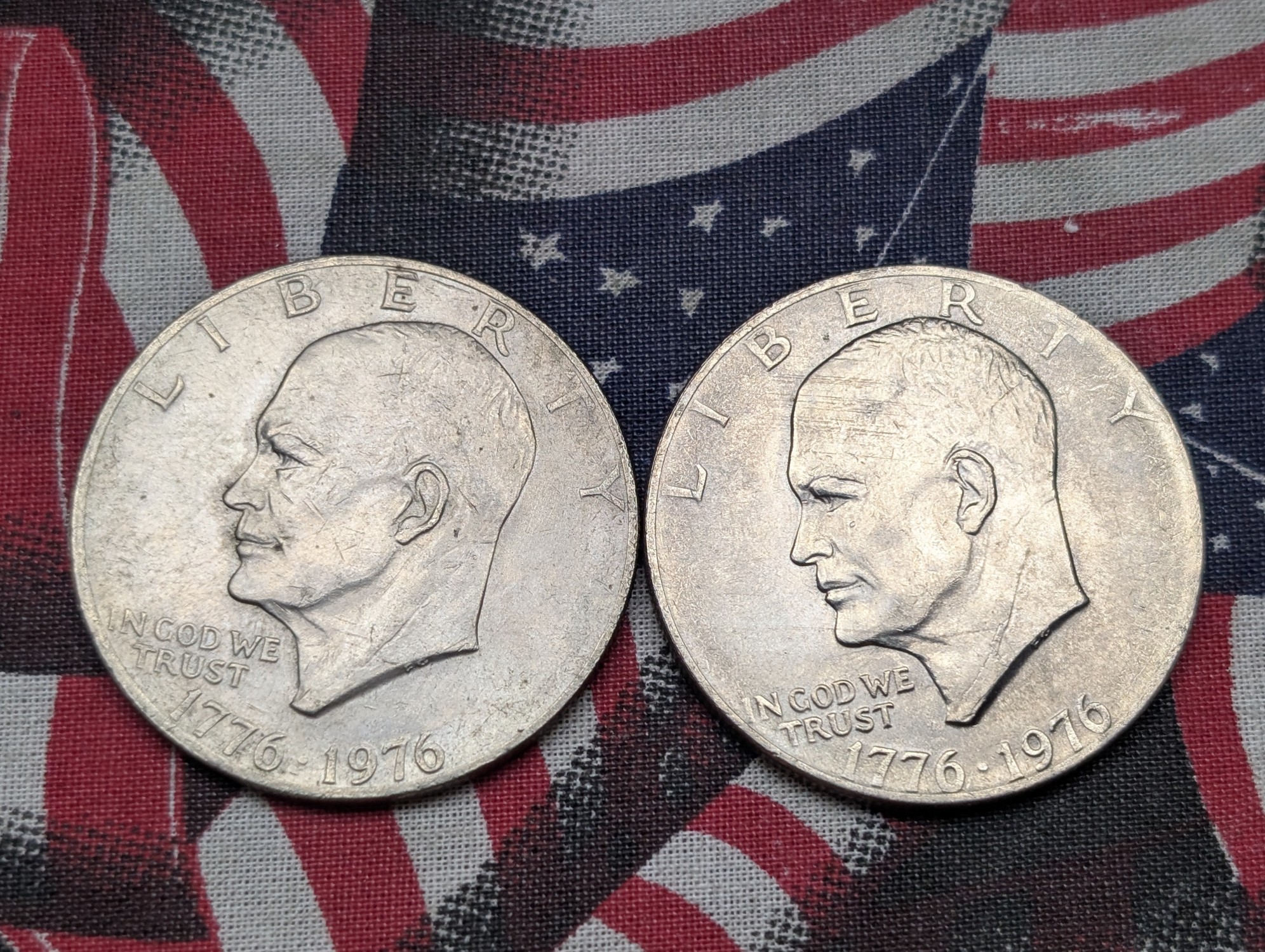 (5) 1976 Bicentennial Eisenhower Dollars