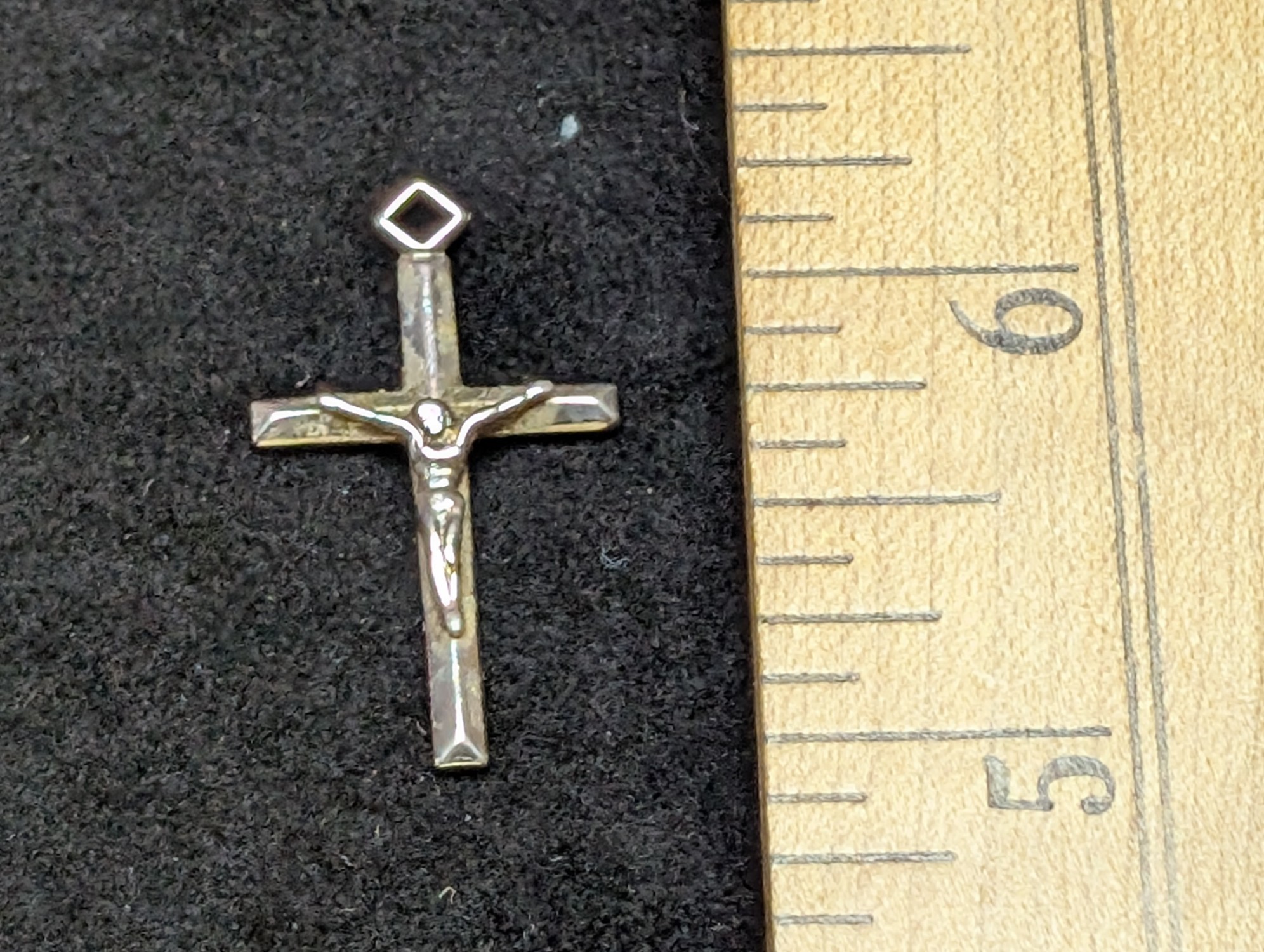 Sterling Crucifix Pendant, 1.3 Grams .925 Silver
