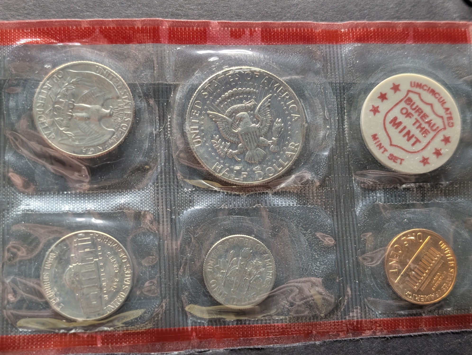 1971 P&D Unc. U.S. Mint Coin Set in OGP - Includes "S" Mint Mark Cent