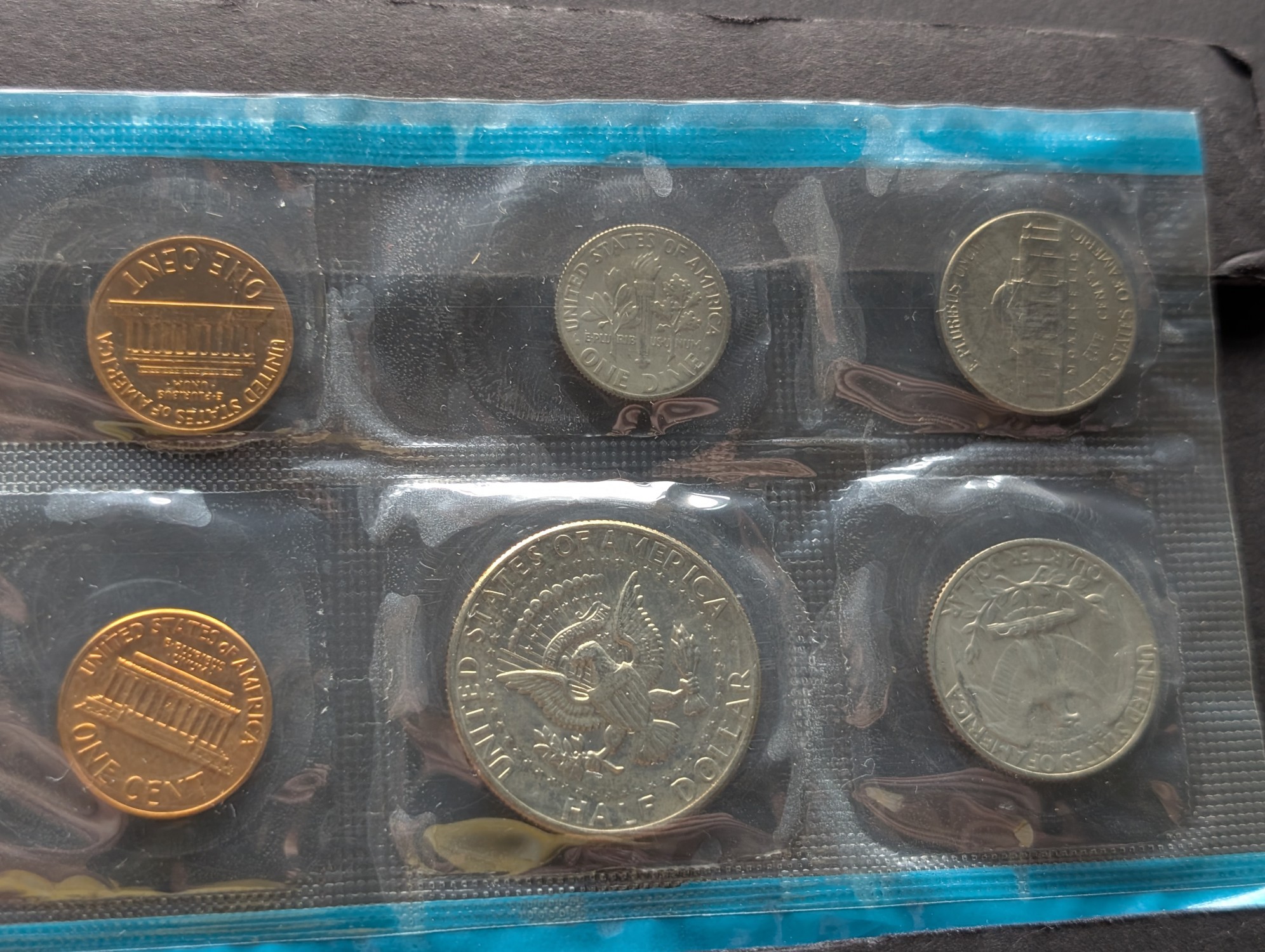 1971 P&D Unc. U.S. Mint Coin Set in OGP - Includes "S" Mint Mark Cent