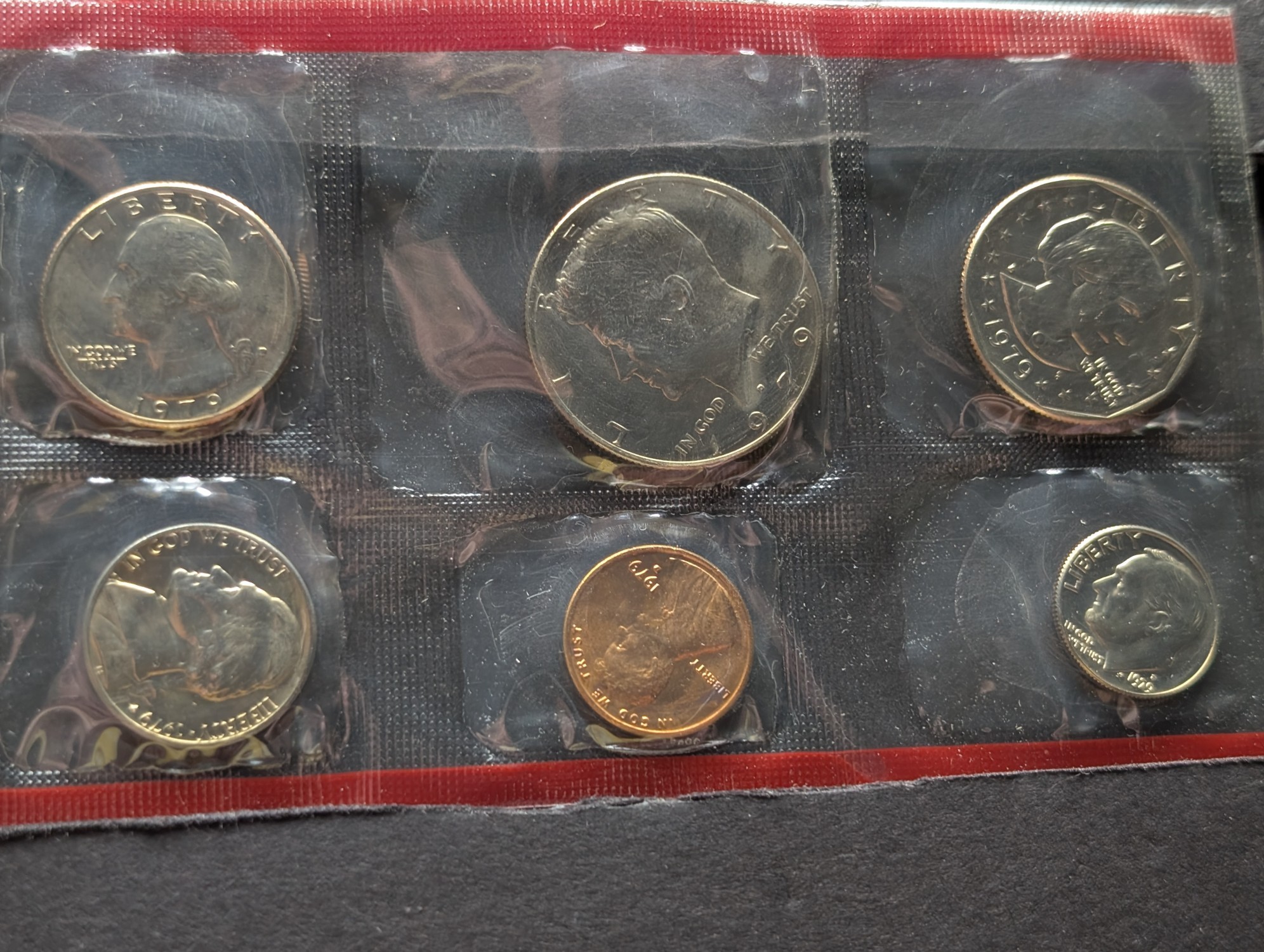 1979 P&D Unc. U.S. Mint Set with Susan B. Anthony Dollar in OGP