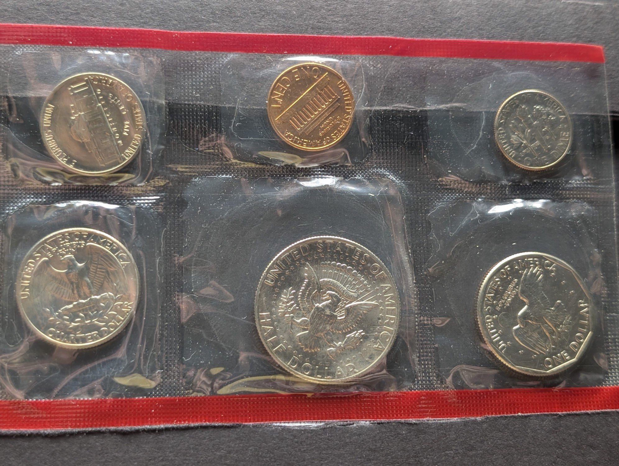 1979 P&D Unc. U.S. Mint Set with Susan B. Anthony Dollar in OGP