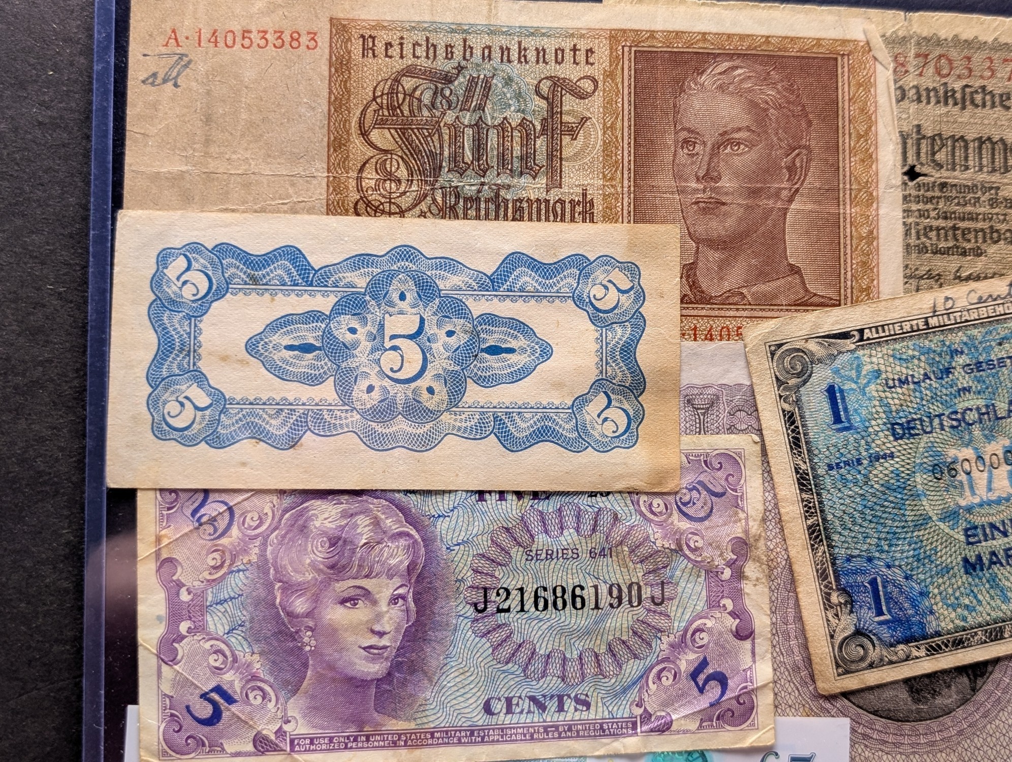(8) Assorted World Currency Notes in Display
