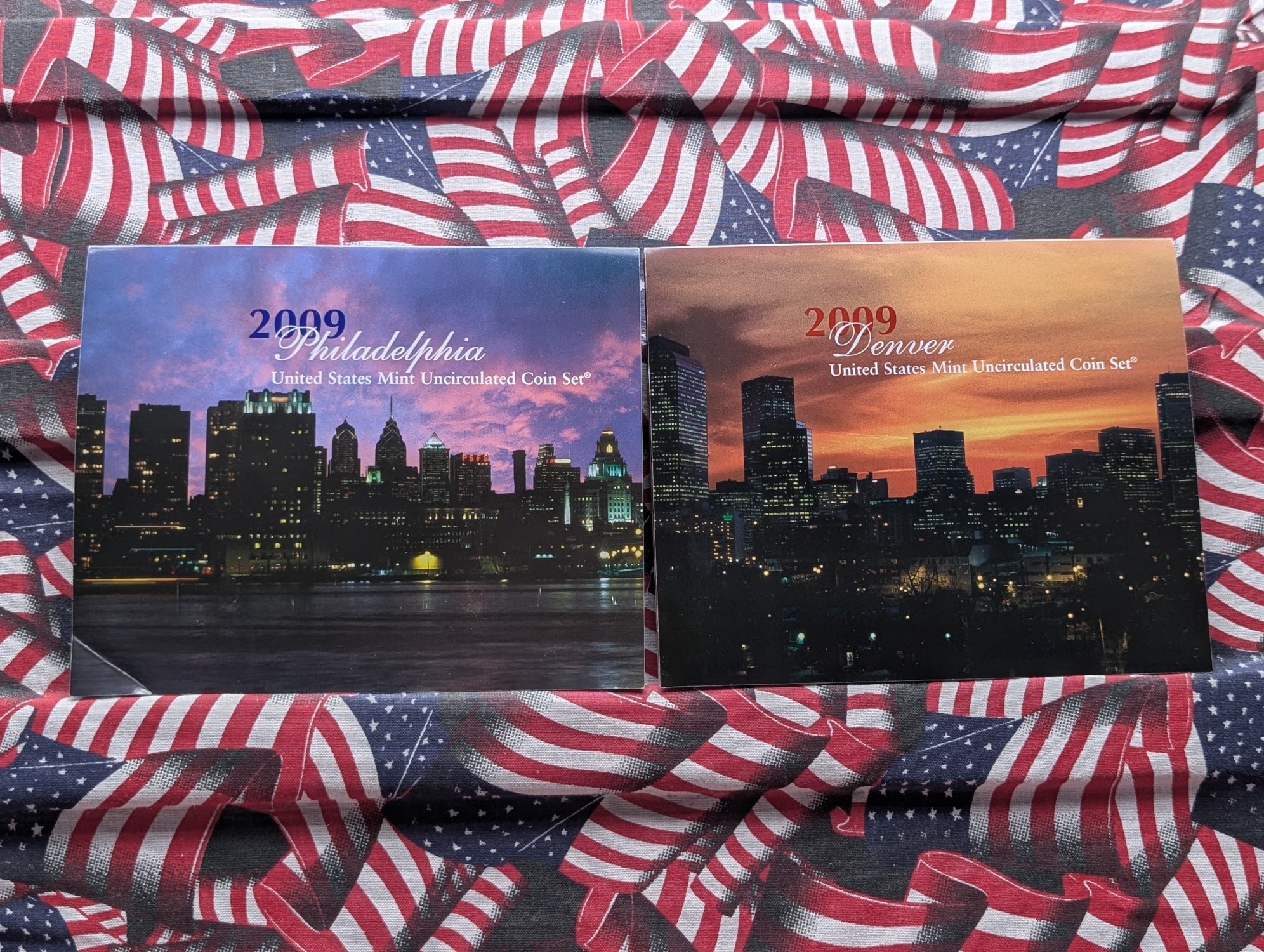 2009-P&D U.S. Mint Uncirculated Coin Set with Presidential Dollars, Sacagawea Dollar, Territorial Quarters, and Bicentennial Lincoln Cents I