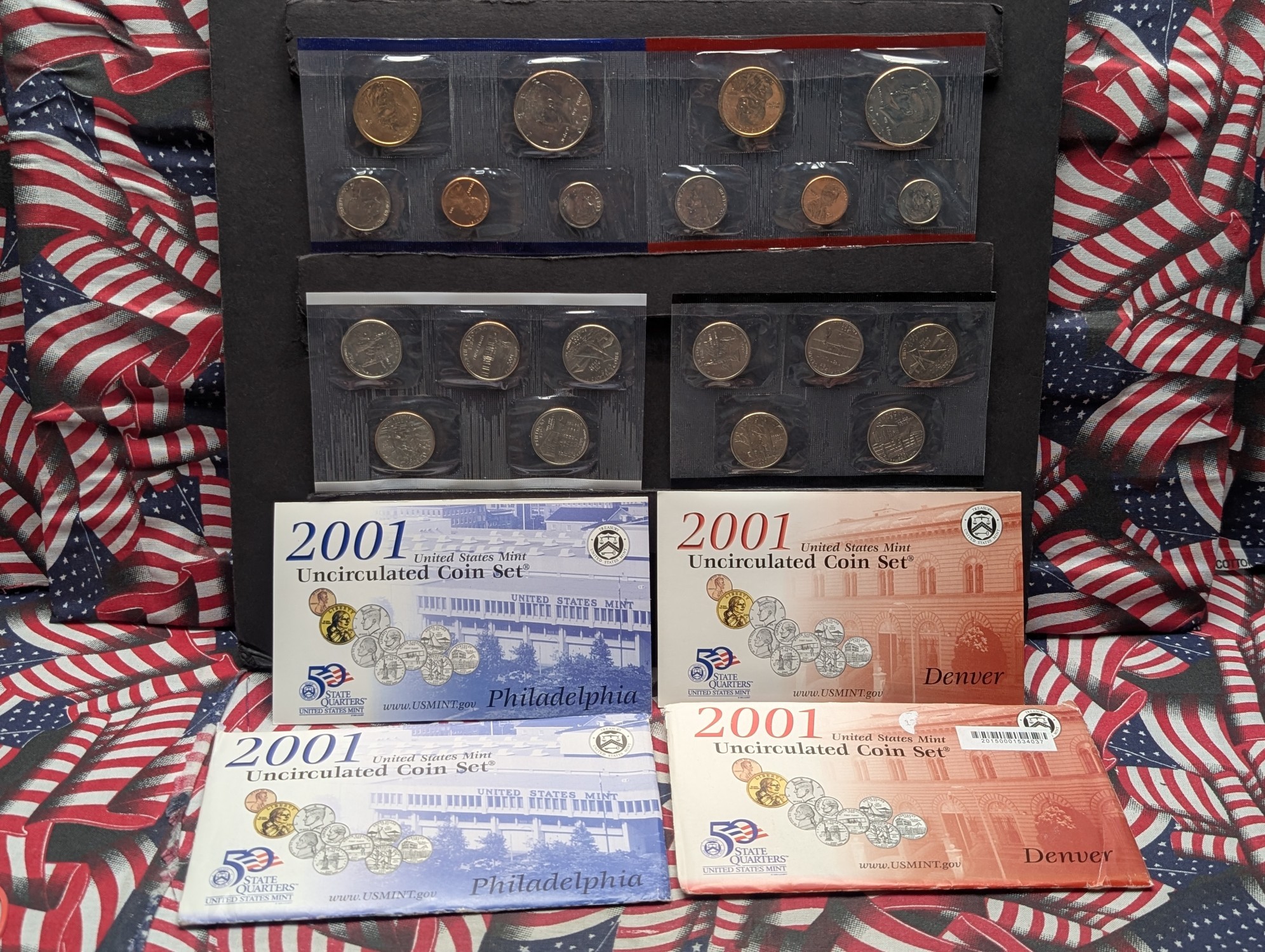 2001-P&D U.S. Mint Uncirculated Coin Set with State Quarters and Sacagawea Dollar in OGP w/ COA
