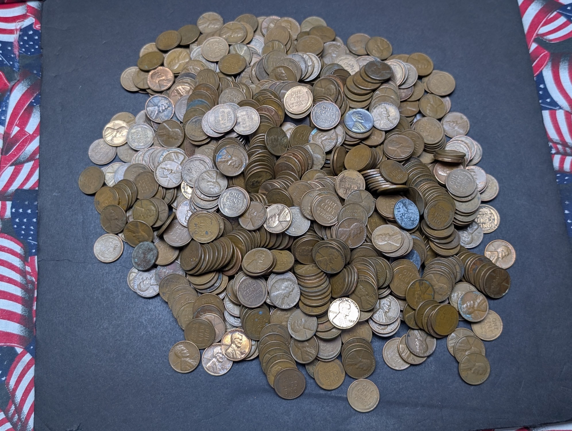 (1,000) Assorted Lincoln Wheat Cents