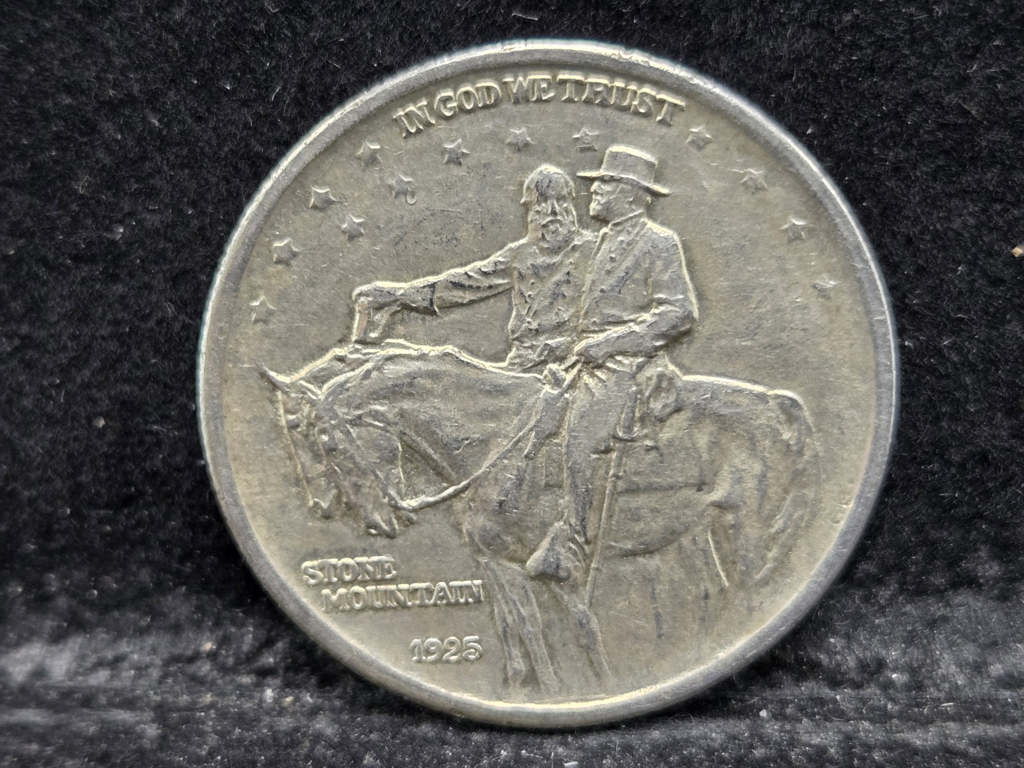 1925 Stone Mountain Commemorative 90% Silver Half Dollar - AU+
