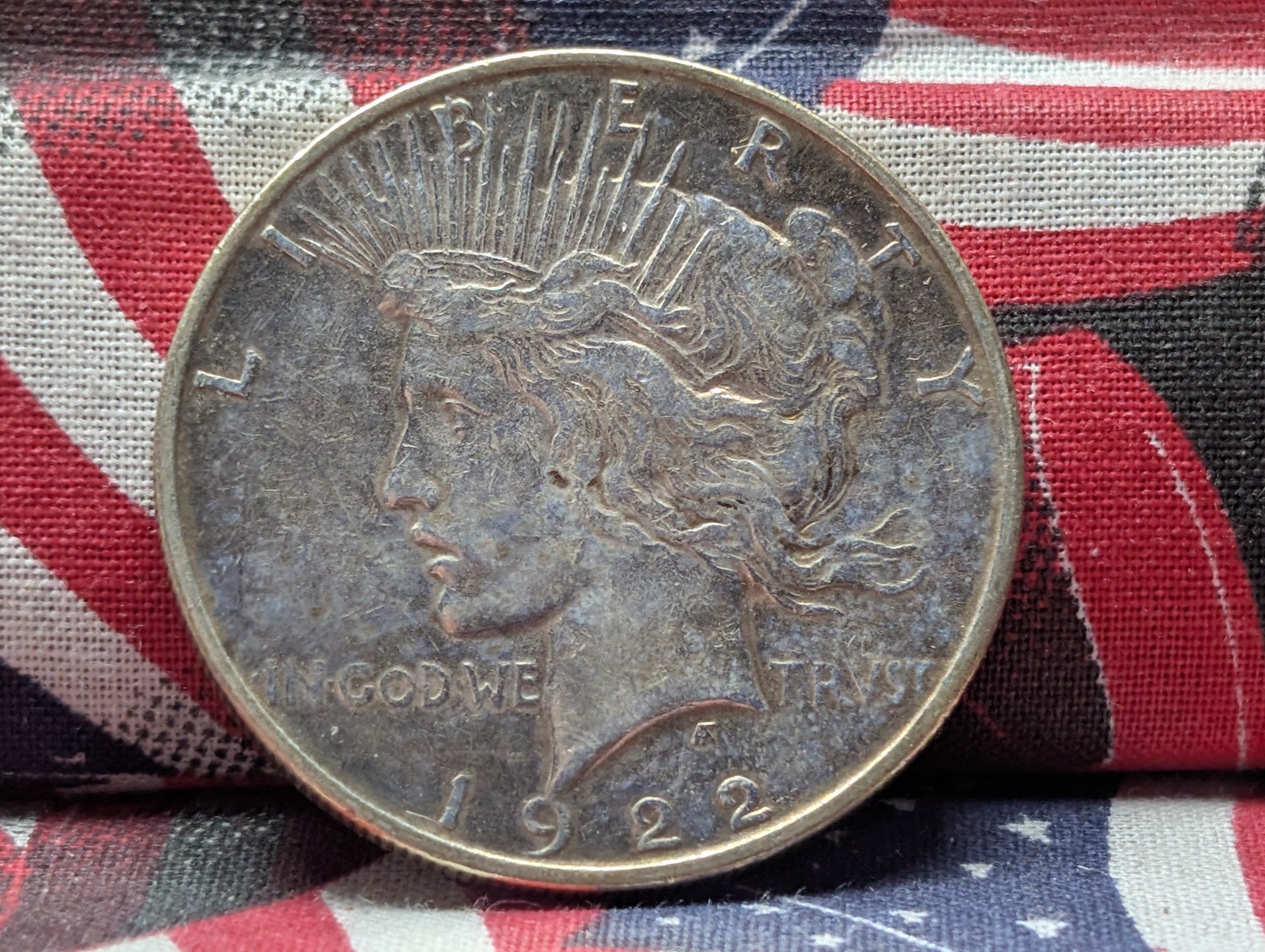 1922-D Peace 90% Silver Dollar