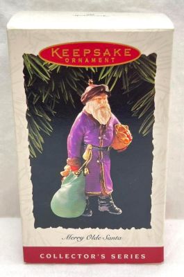 Hallmark Keepsake Ornaments 1995 Merry Olde Santa sixth in the series. This lot includes, 1995 