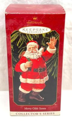 Hallmark Keepsake Ornaments 1999 Merry Olde Santa tenth in the collector series. This lot 