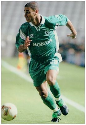 תצלומים כדורגל. תצלום יניב קטן במדי מכבי חיפה