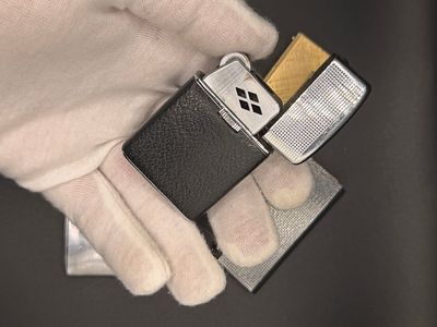 אוסף של ארבעה מצתים וינטג' יפים מאוד , אחד של חברת Ronson מדגם Whirlwind שיוצר לראשונה בשנת 