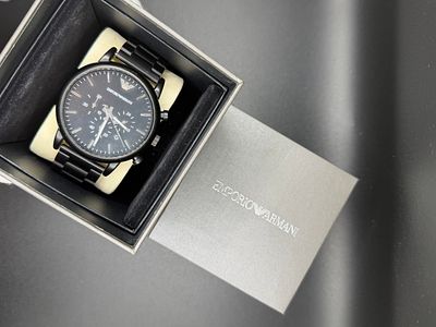 שעון Emporio Armano יפייפה במצב טוב מאוד מדגם AR1970 בקוטר 46 מ"מ. רצועת מתכת שחורה, לוח שחור 