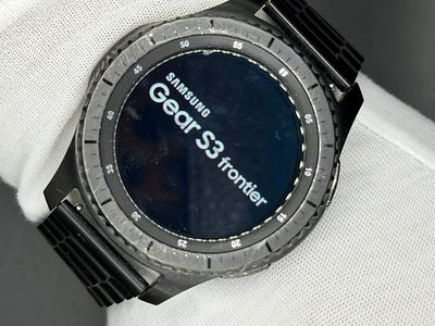 שעון חכם של חברת Samsung g3 במחיר מציאה, עובד במצב טוב מאוד כולל מטען מקורי ושתי רצועות נוספות 