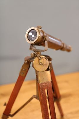 טלסקופ דקורטיבי למשרד מברונזה מהמם למשרד בסגנון עתיק 27*36 סמ במצב פתוח (#אספנות #Telescope )