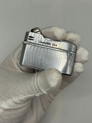 סט של ארבעה מצתים וינטג מאספן גדול בתחום, אחד מהם של חברת Dunhill המפורסמת בתחום, ככל הנראה עם 