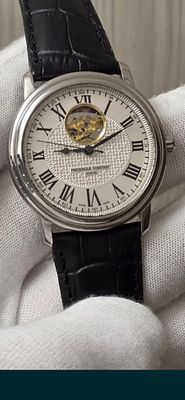 שעון יוקרתי של חברת Frederique Constant ג'נבה, שעון שוויצרי של אחת החברות המומחיות במנגנוני 