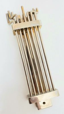 מזוזה אמנותית "BASSON", חתומה, אורך 15 ס"מ