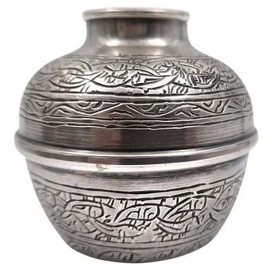 אגרטל כסף 900 מצרי מעוטר חריטה, חתום, גובה 6 ס"מ, משקל 81 גרם