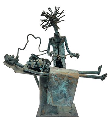 ניתוח, פסל ברונזה ברוטליסטי של האמן Jim Lewk, חתום, גובה 28, אורך 25 ס"מ