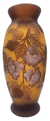 אגרטל זכוכית קמאו TIP GALLE, חתום, גובה 31 ס"מ